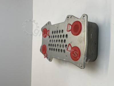 04912101 Радиатор масляный Вид 8 04912101 Радиатор масляный Вид 8