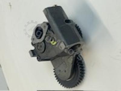 9886858 Масляный насос Вид 1