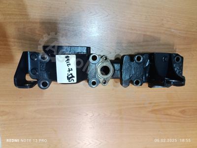 04127915 Выпускной коллектор Вид 2 04127915 Выпускной коллектор Вид 2